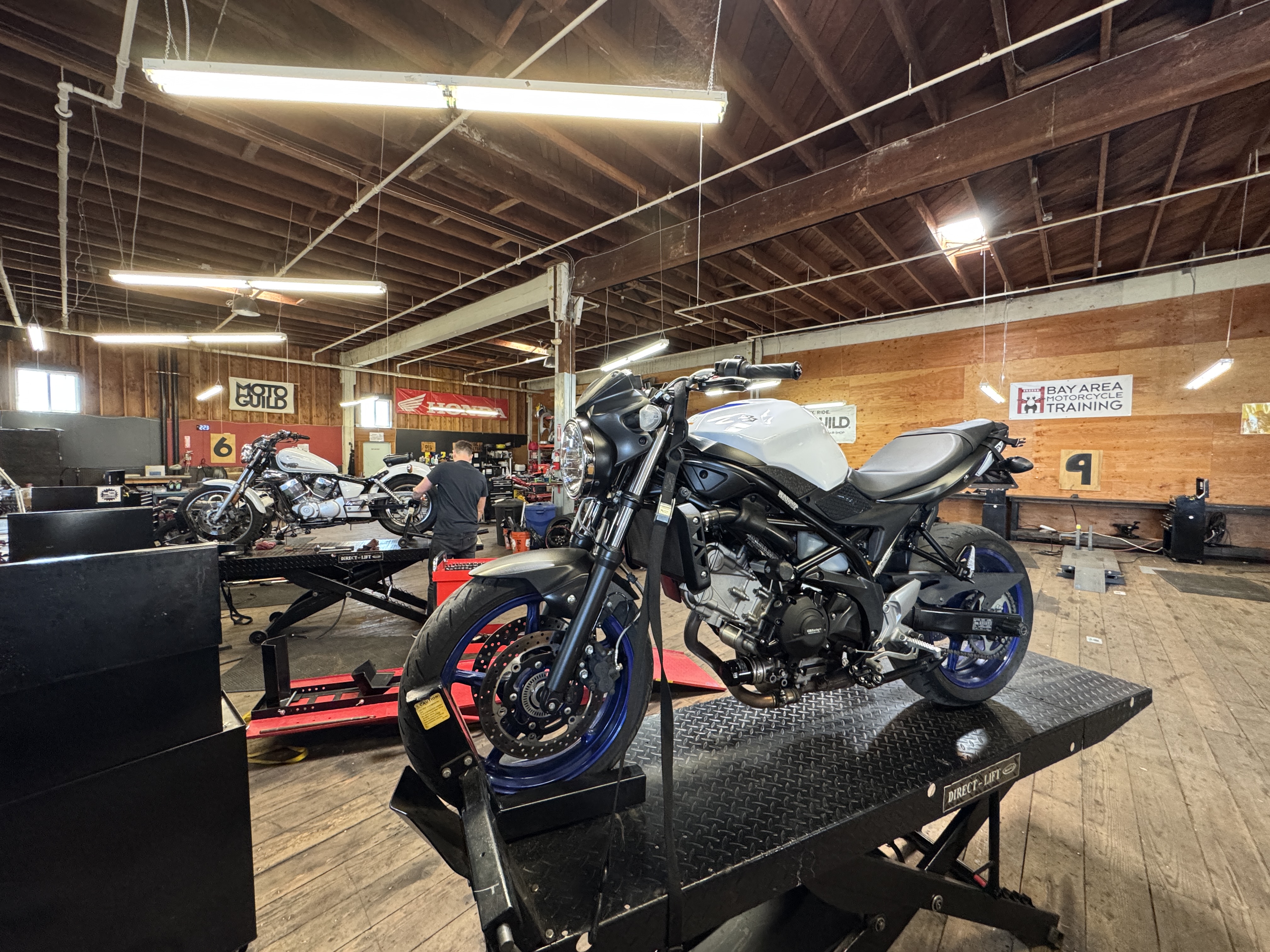 Suzuki SV650